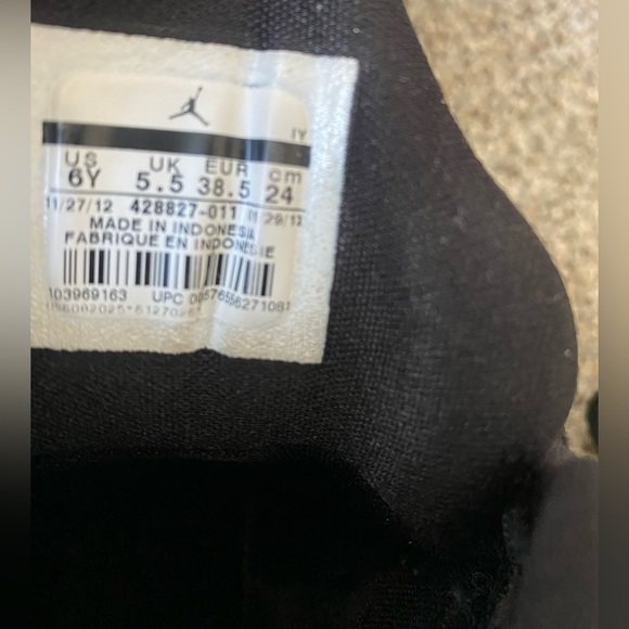 Nike Air Jordan Flight TR 97 youth Size 6Y. - Picture 7 of 9